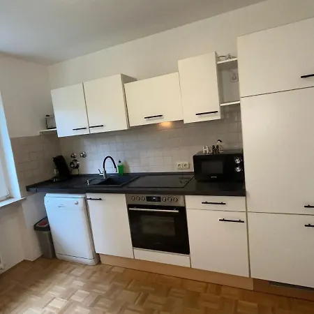 Lejlighed 2-room With Balcony Within Walking Distance Of The Bridge *