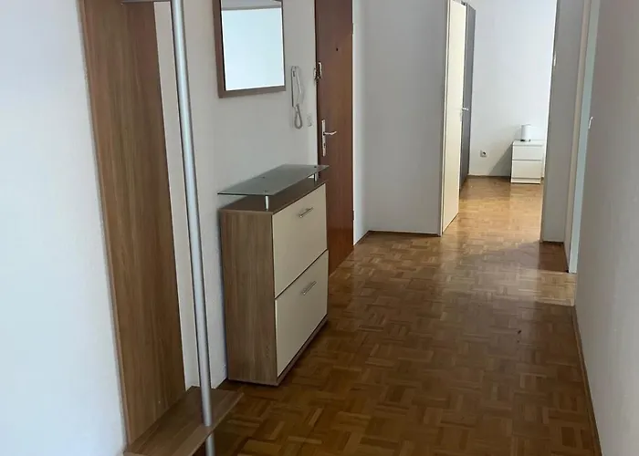 Lejlighed 2-room With Balcony Within Walking Distance Of The Bridge Regensburg