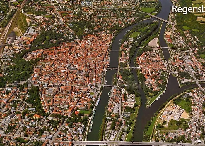 Lejlighed 2-room With Balcony Within Walking Distance Of The Bridge *